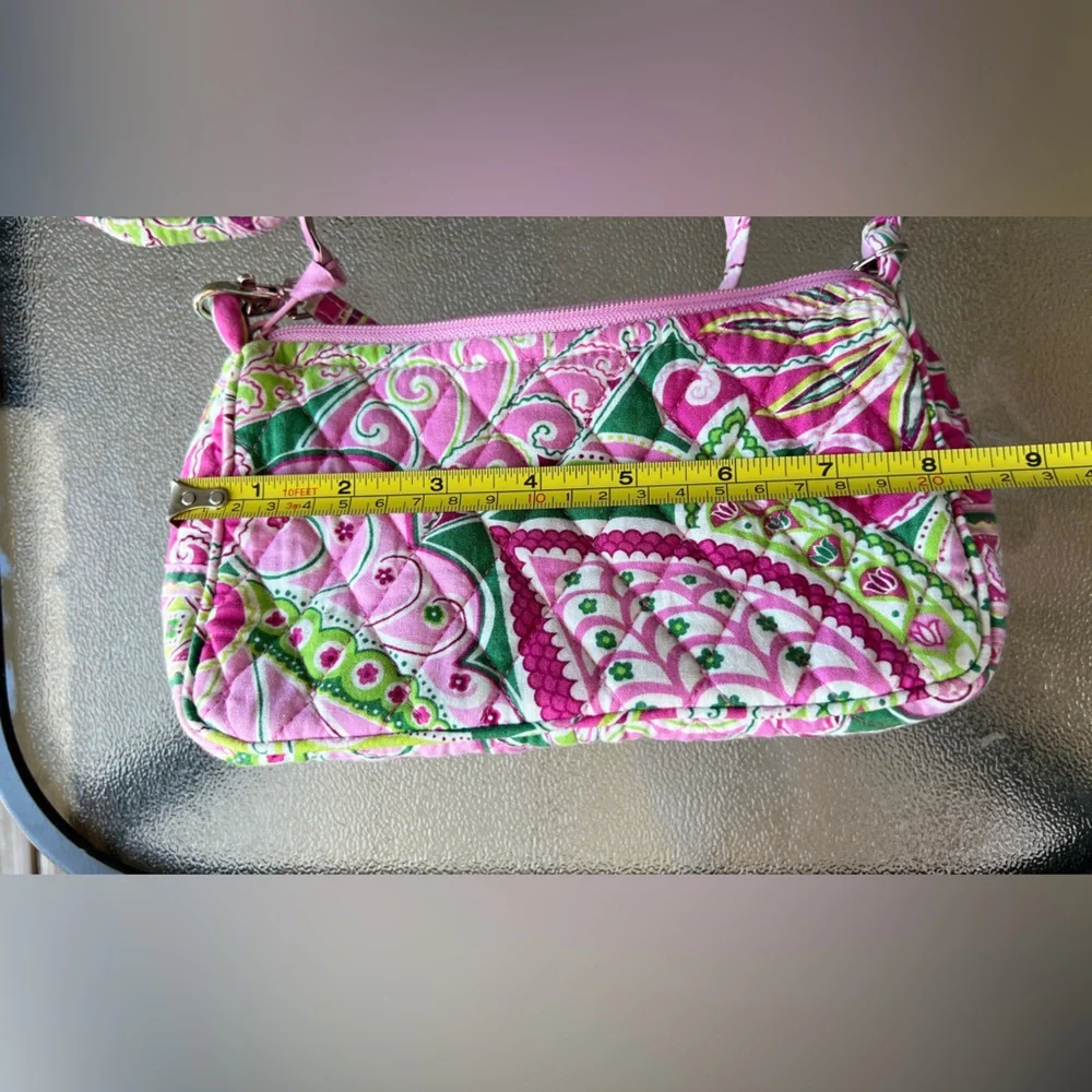 Vera Bradley Pink Small Crossbody Purse With Coin Pouch. - Picture 9 of 10